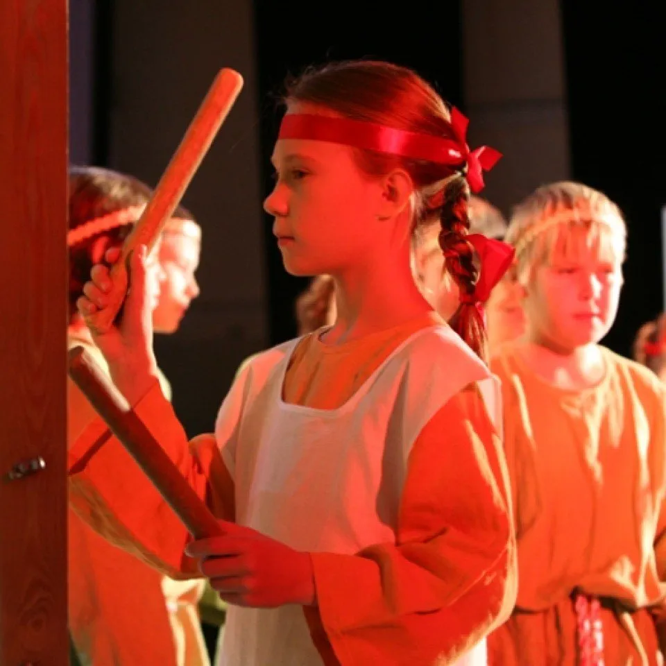 02-muzika-i-hor