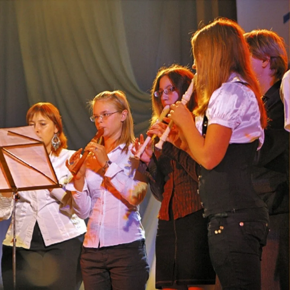 08-muzika-i-hor